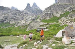 François D'Haene et Guillaume Peretti Reconnaissance GR20 photo JMK Consult