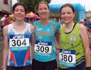 Podium-Femmes-Championnat-de-France-de-course-en-montagne-2016