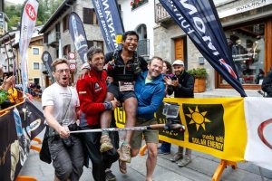 Tor des Geants 2016 - arrivee de jean Michel Touron